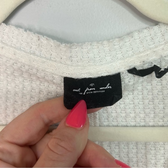 Urban Outfitters Out From Under White Button Down Off-the-Shoulder Sweater XS - Picture 4 of 8